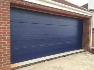 Byron Doors installation of a Ryterna 40mm insulated steel sectional garage door in Mansfield