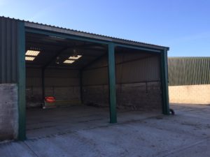 Byron Doors installation of a Ryterna 40mm insulated steel sectional garage door in Mansfield